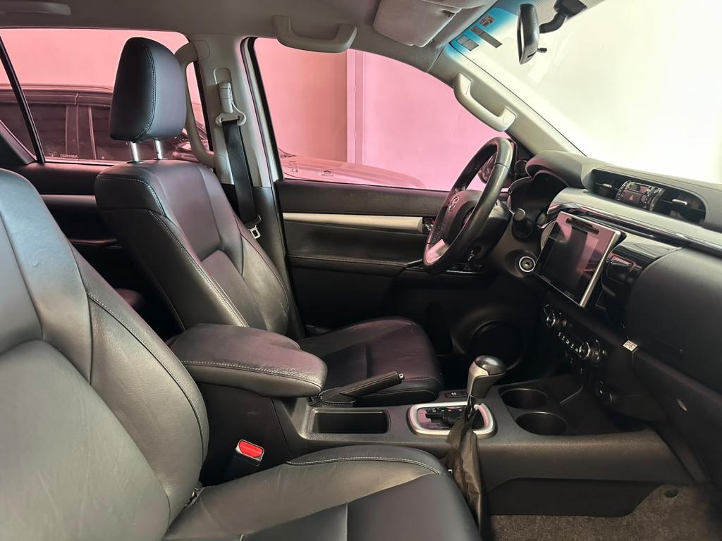TOYOTA Hilux Caminhonete - Foto