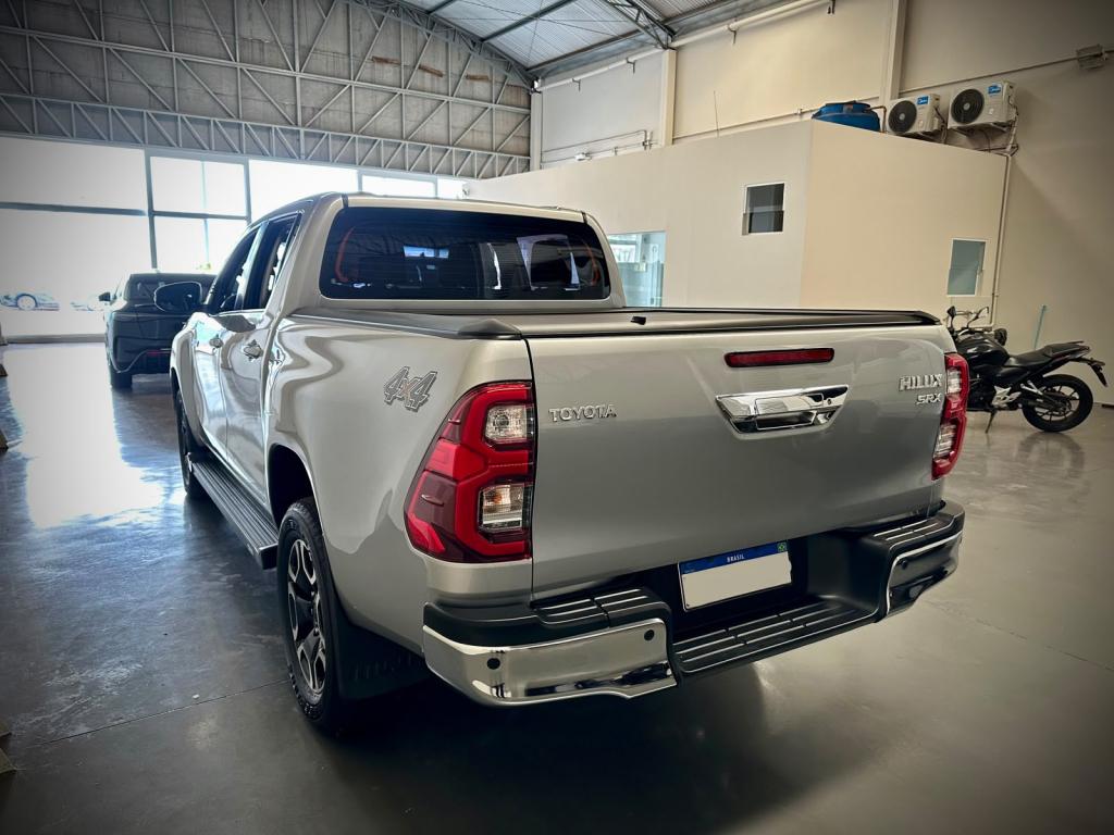 TOYOTA Hilux Caminhonete - Foto