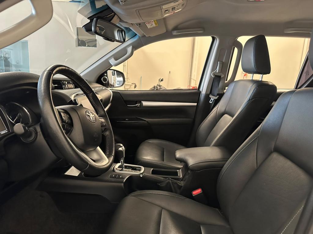 TOYOTA Hilux Caminhonete - Foto