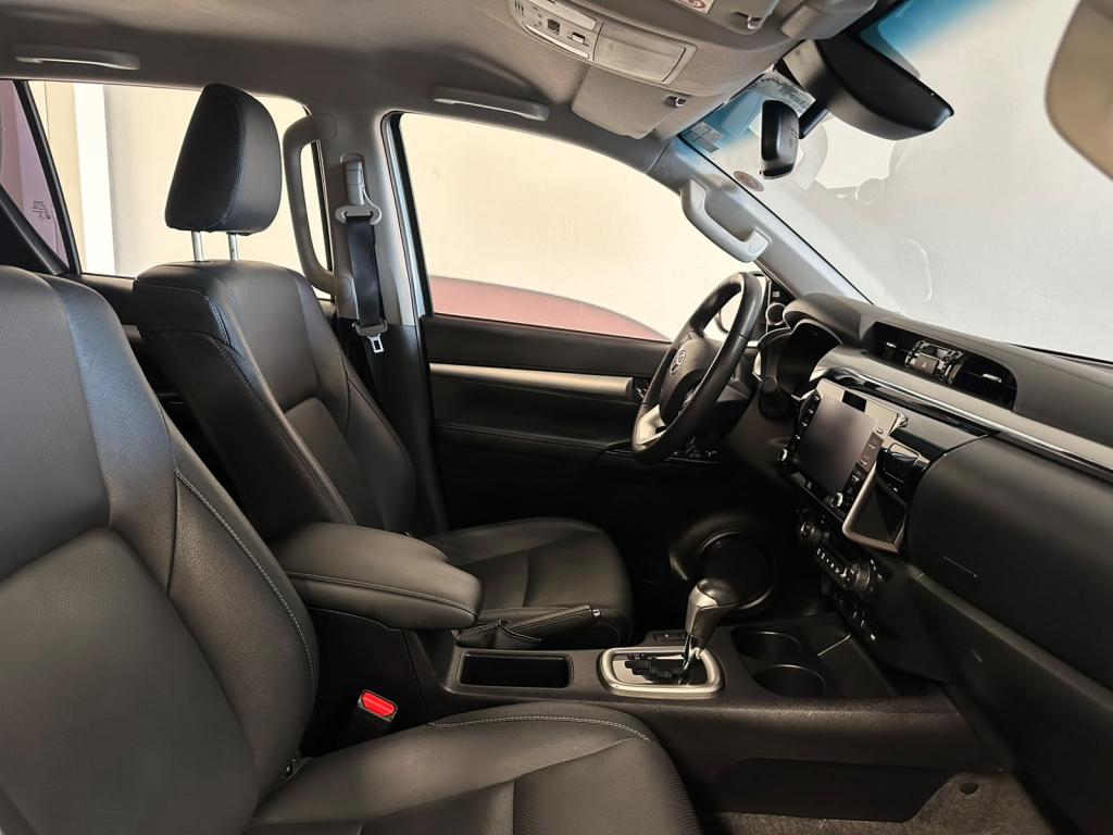 TOYOTA Hilux Caminhonete - Foto