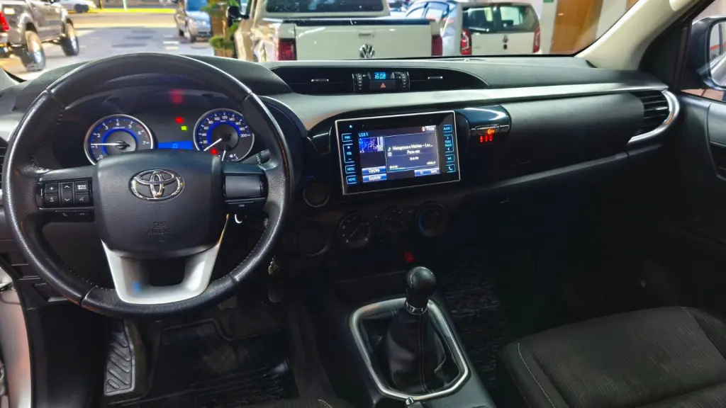 TOYOTA Hilux Caminhonete - Foto