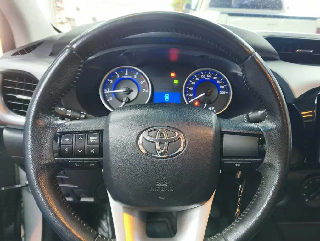 TOYOTA Hilux Caminhonete - Foto