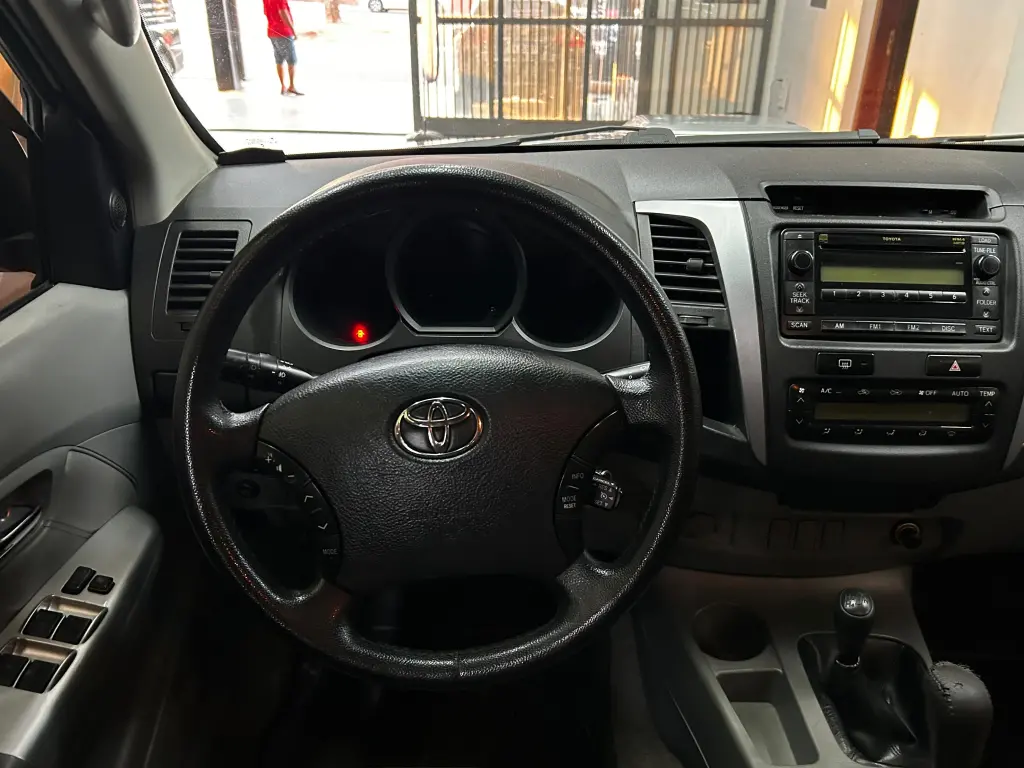 TOYOTA Hilux Caminhonete - Foto