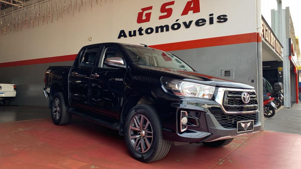 TOYOTA Hilux Caminhonete - Foto