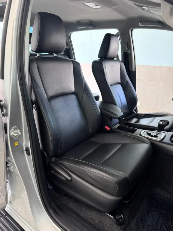 TOYOTA Hilux Caminhonete - Foto