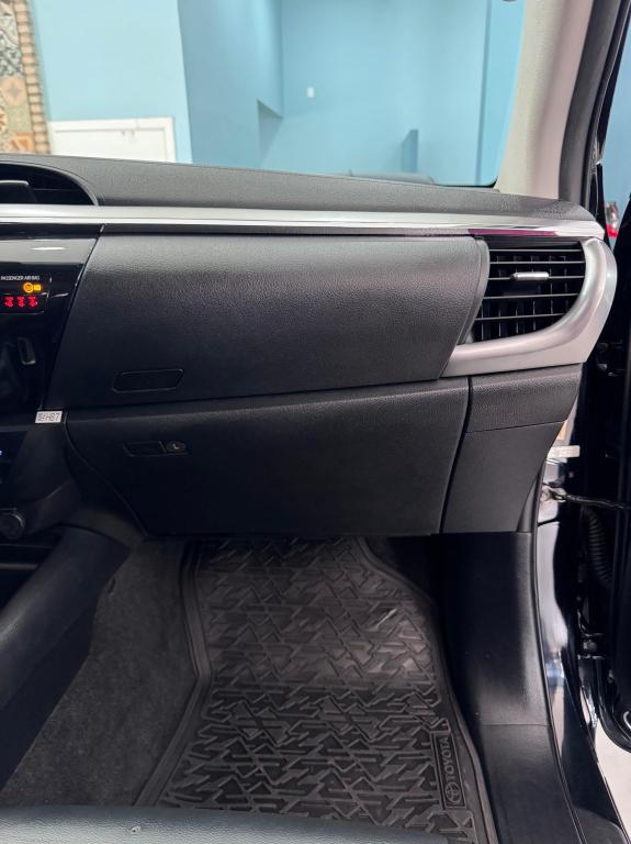 TOYOTA Hilux Caminhonete - Foto
