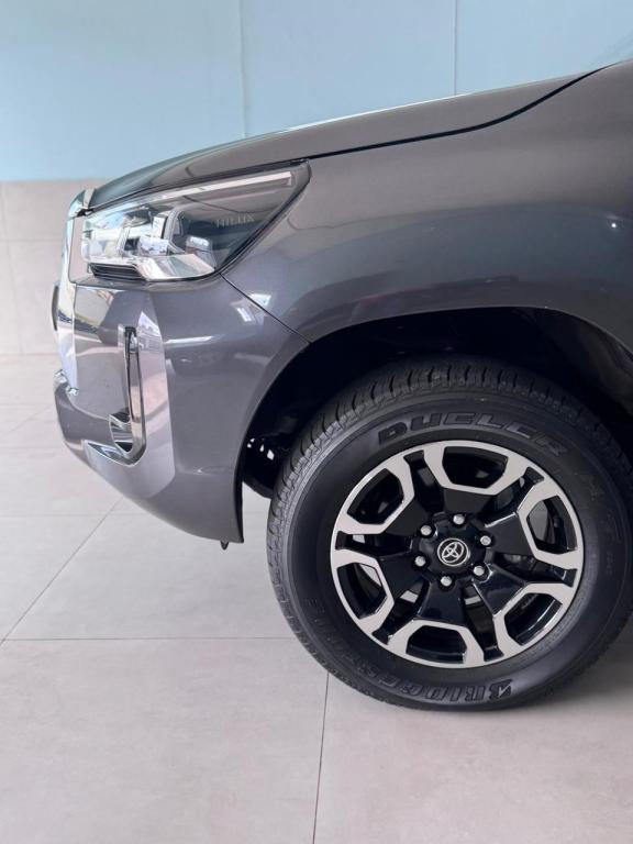 TOYOTA Hilux Caminhonete - Foto