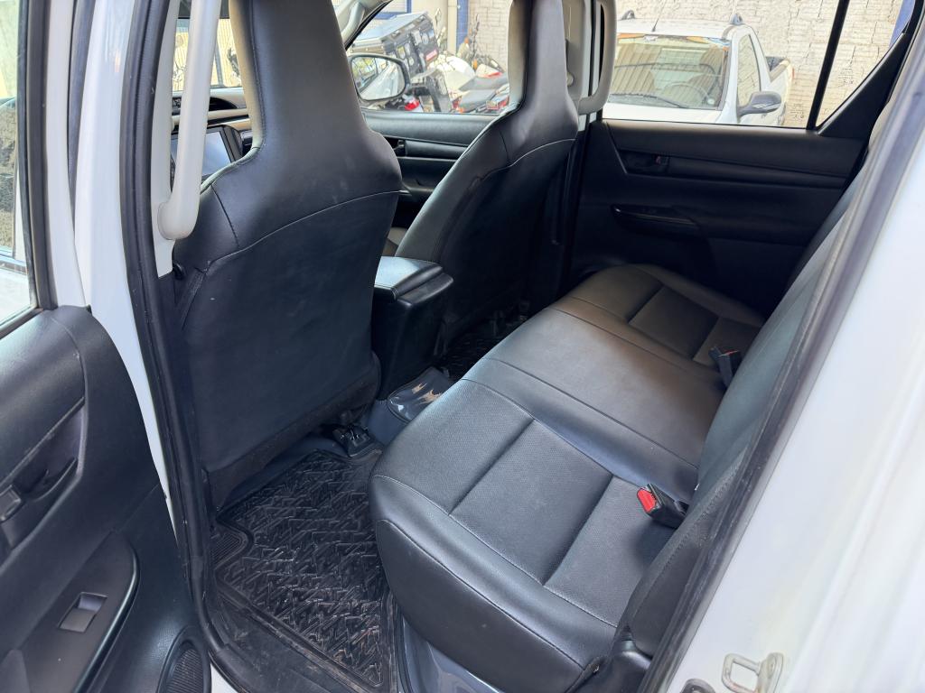 TOYOTA Hilux Caminhonete - Foto