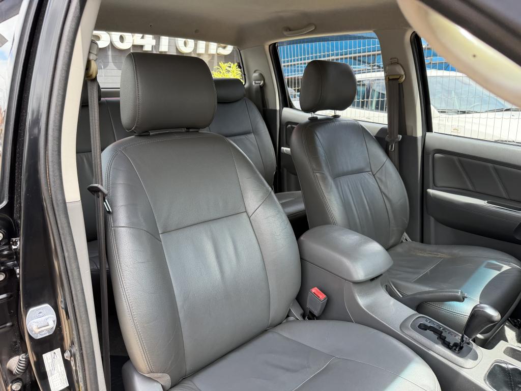 TOYOTA Hilux Caminhonete - Foto