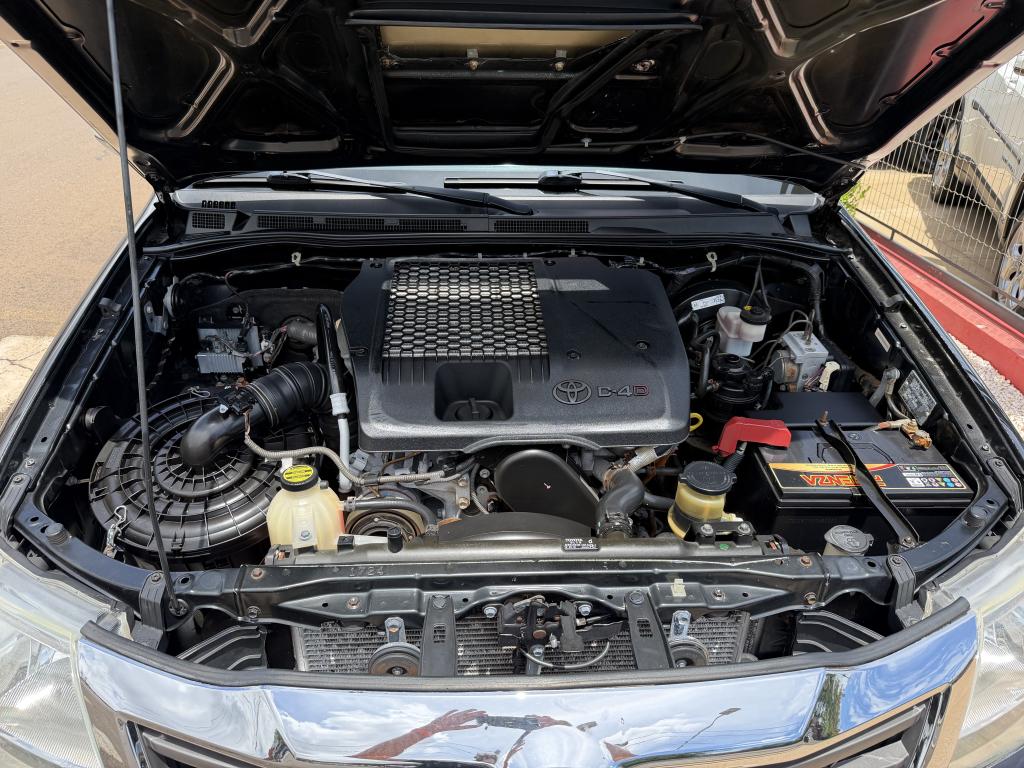 TOYOTA Hilux Caminhonete - Foto