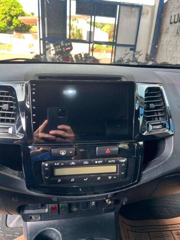 TOYOTA Hilux Caminhonete - Foto