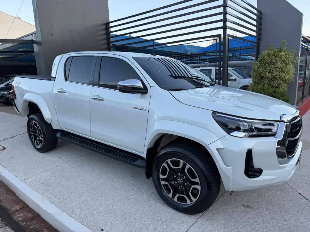 TOYOTA Hilux Caminhonete