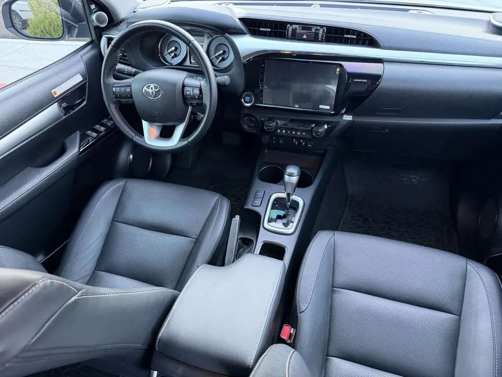 TOYOTA Hilux Caminhonete - Foto