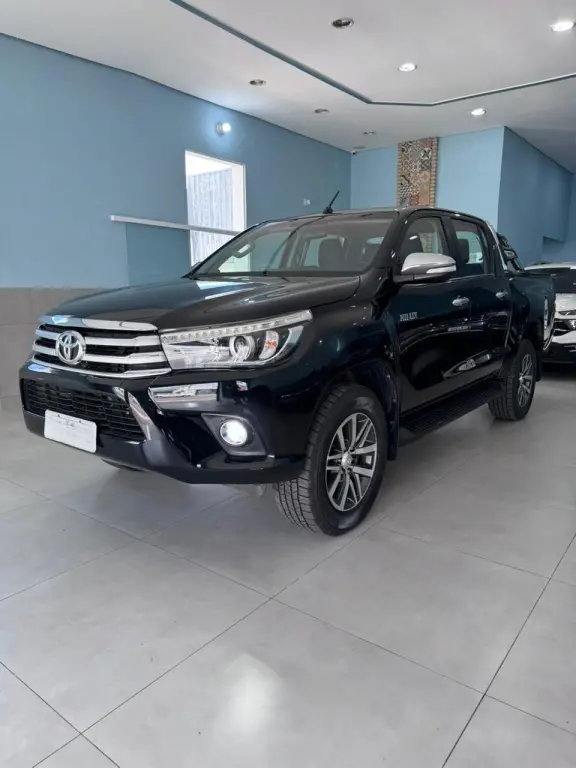 TOYOTA Hilux Caminhonete - Foto
