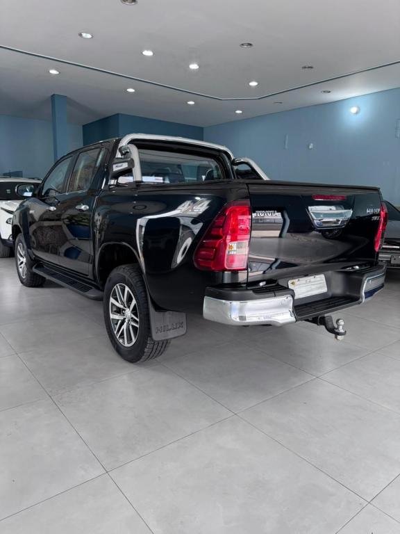 TOYOTA Hilux Caminhonete - Foto