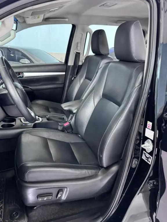 TOYOTA Hilux Caminhonete - Foto