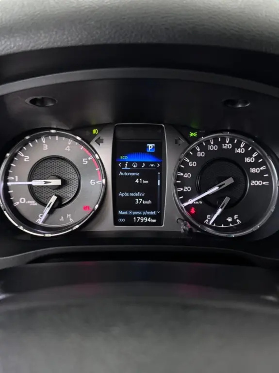 TOYOTA Hilux Caminhonete - Foto