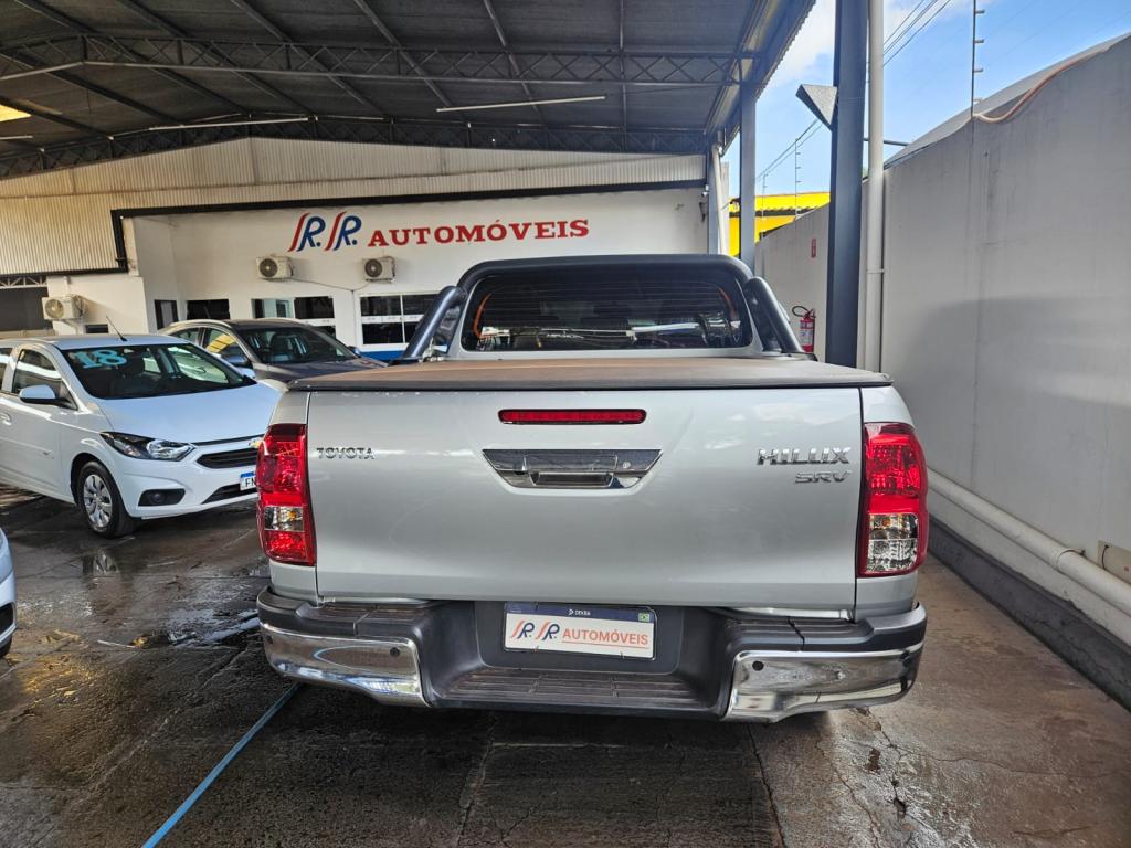 TOYOTA Hilux Caminhonete - Foto