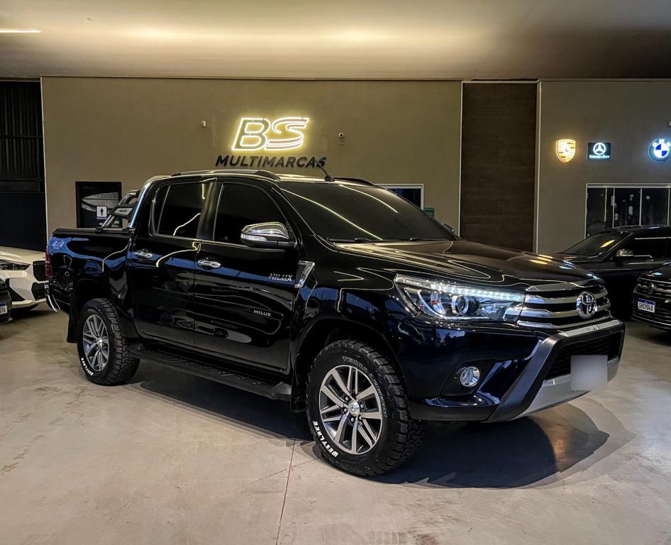 TOYOTA Hilux Caminhonete
