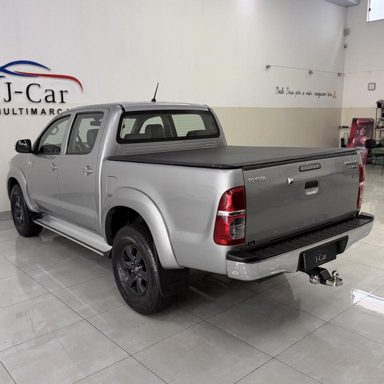 TOYOTA Hilux Caminhonete - Foto