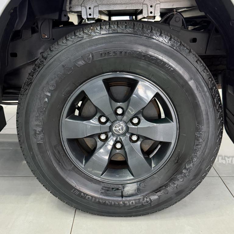 TOYOTA Hilux Caminhonete - Foto