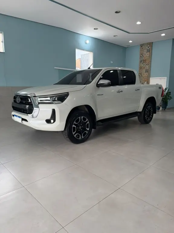 TOYOTA Hilux Caminhonete - Foto