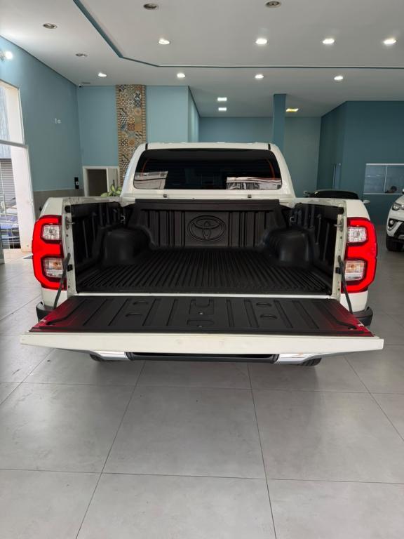 TOYOTA Hilux Caminhonete - Foto