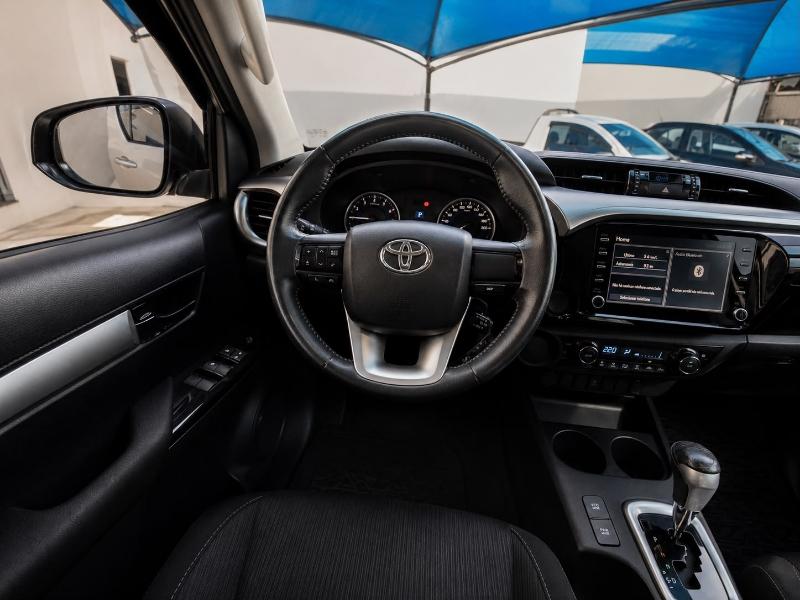 TOYOTA Hilux Caminhonete - Foto