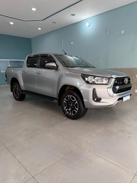 TOYOTA Hilux Caminhonete