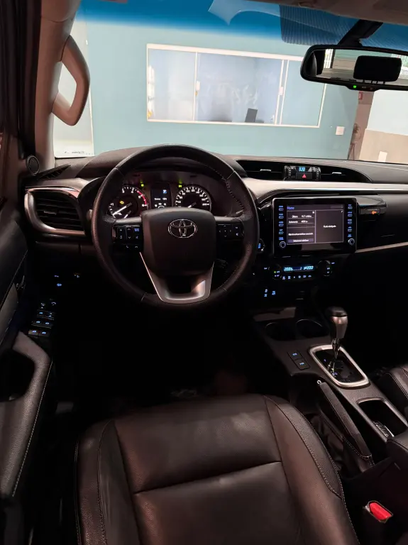 TOYOTA Hilux Caminhonete - Foto