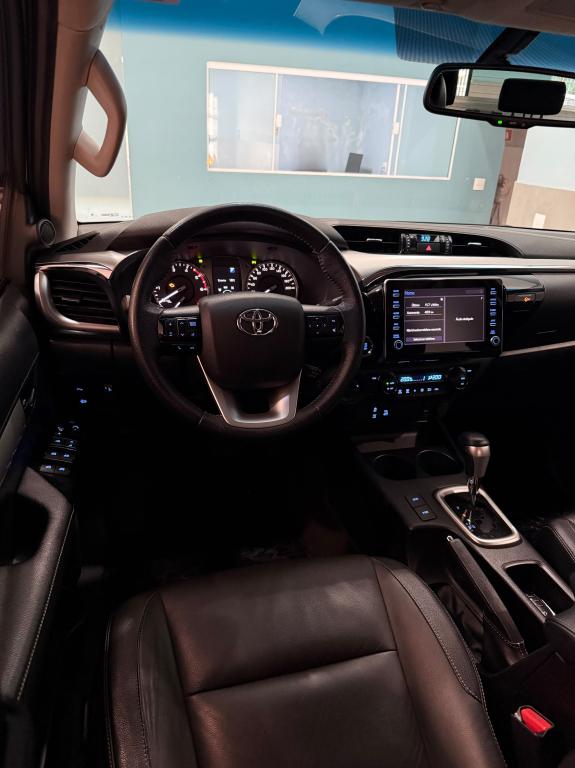 TOYOTA Hilux Caminhonete - Foto