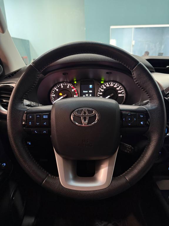 TOYOTA Hilux Caminhonete - Foto