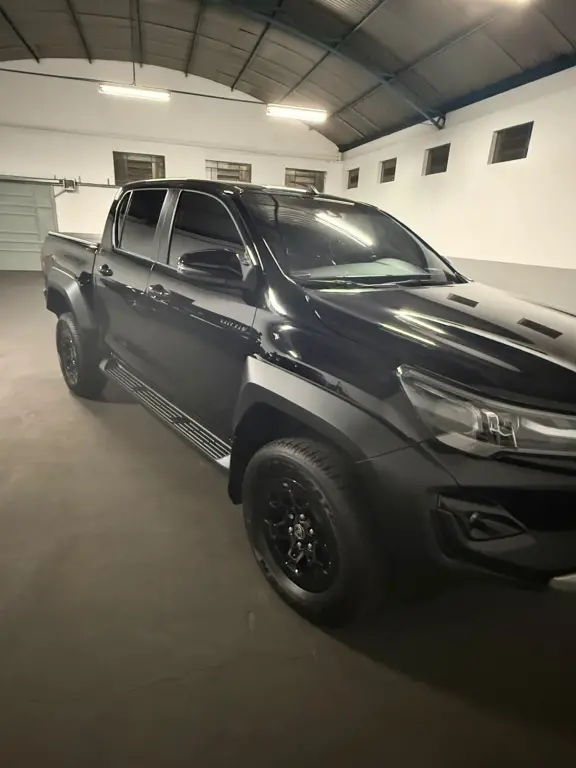 TOYOTA Hilux Caminhonete