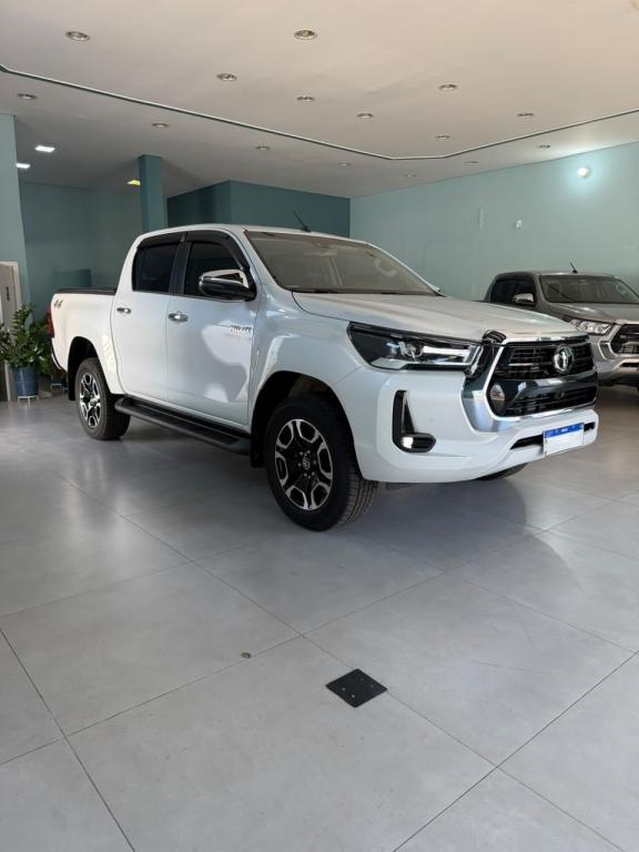 TOYOTA Hilux Caminhonete
