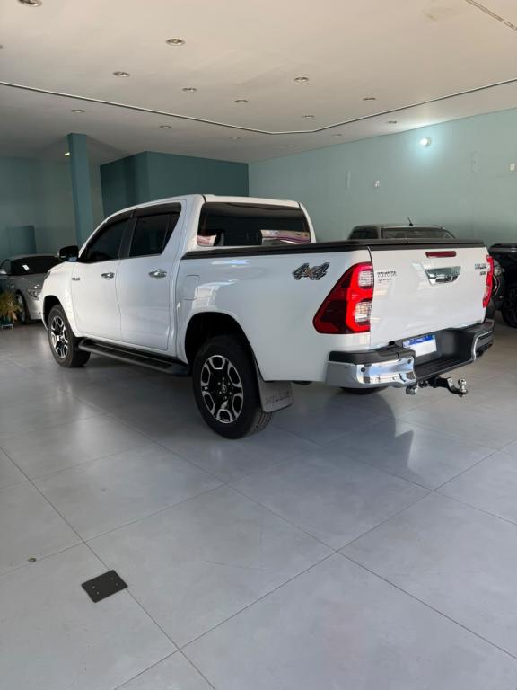 TOYOTA Hilux Caminhonete - Foto