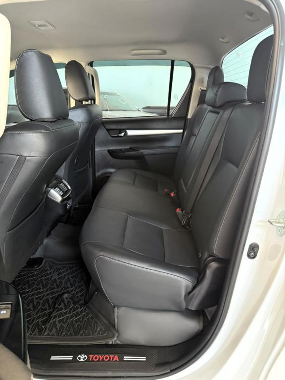 TOYOTA Hilux Caminhonete - Foto