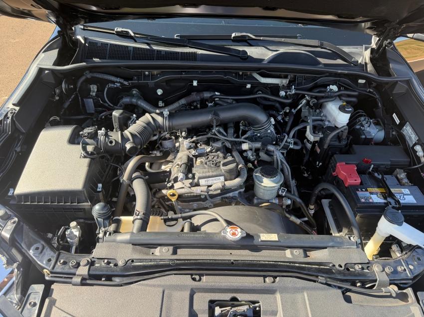 TOYOTA Hilux SW4 - Foto