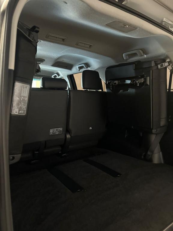 TOYOTA Hilux SW4 - Foto