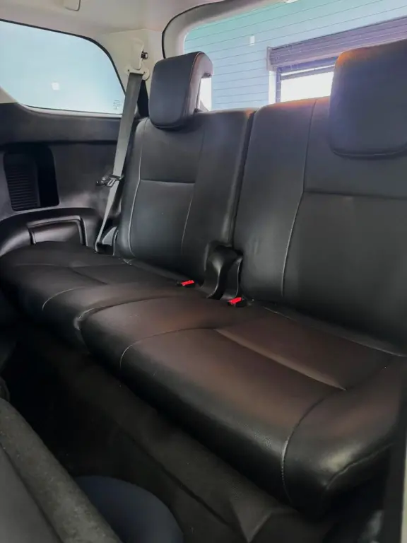 TOYOTA Hilux SW4 - Foto