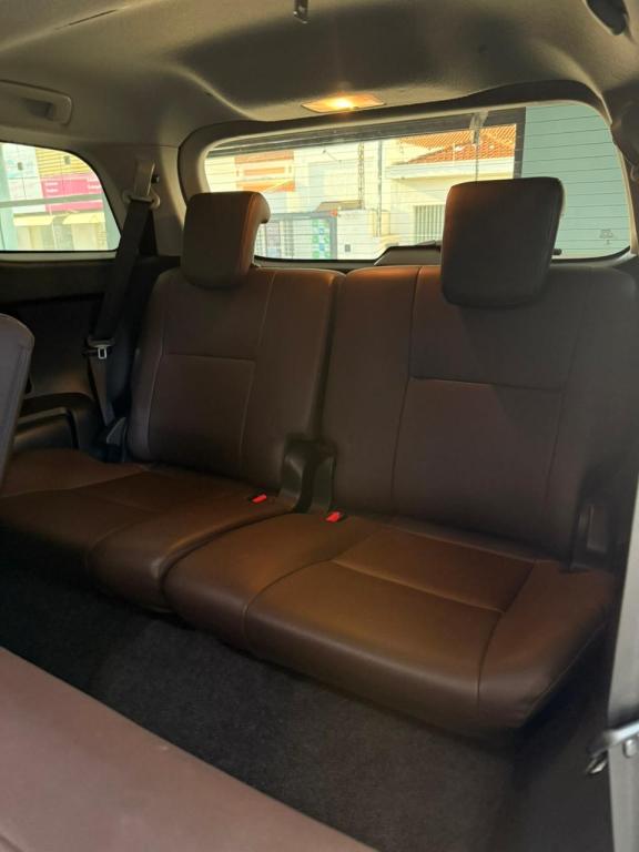 TOYOTA Hilux SW4 - Foto