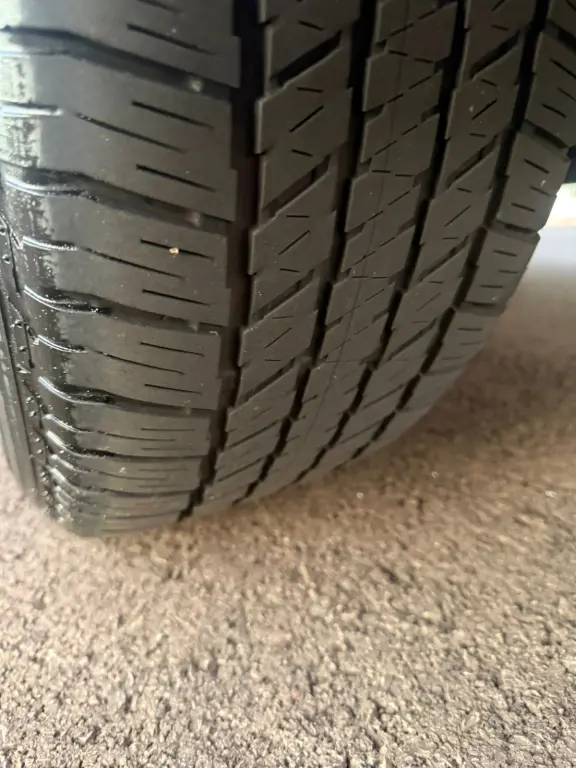 TOYOTA Hilux SW4 - Foto