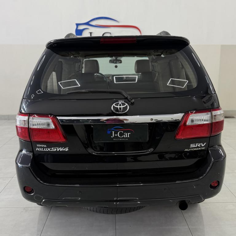 TOYOTA Hilux SW4 - Foto