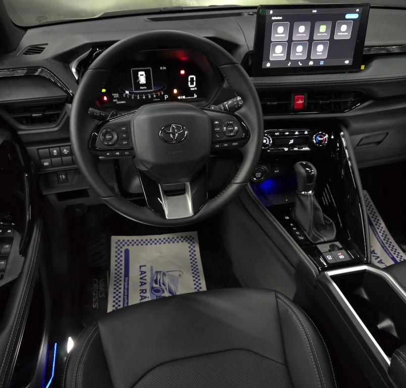 TOYOTA Yaris Cross - Foto