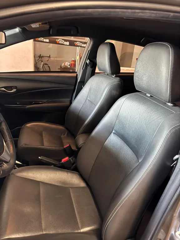 TOYOTA Yaris Hatch - Foto