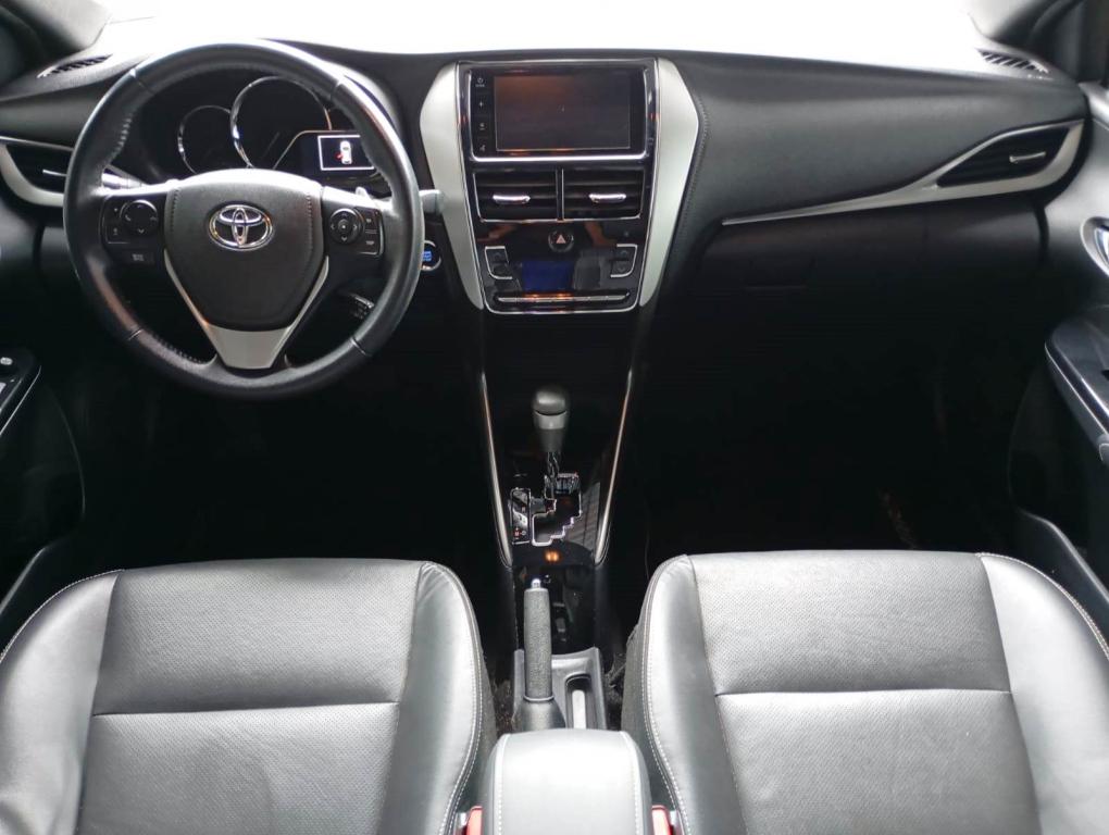 TOYOTA Yaris Hatch - Miniatura