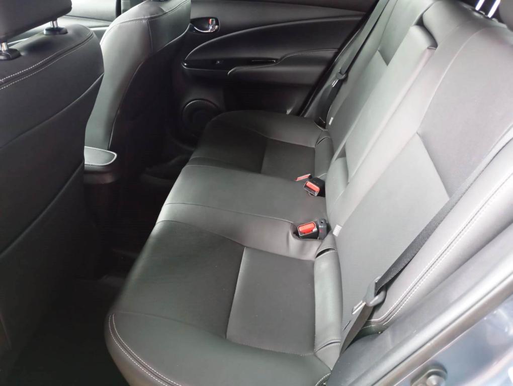 TOYOTA Yaris Hatch - Miniatura