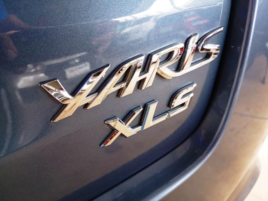 TOYOTA Yaris Hatch - Miniatura