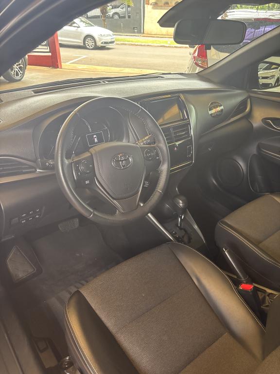 TOYOTA Yaris Hatch - Foto