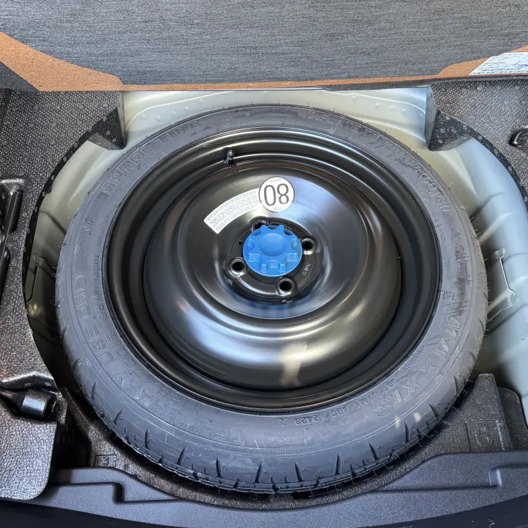 TOYOTA Yaris Hatch - Foto