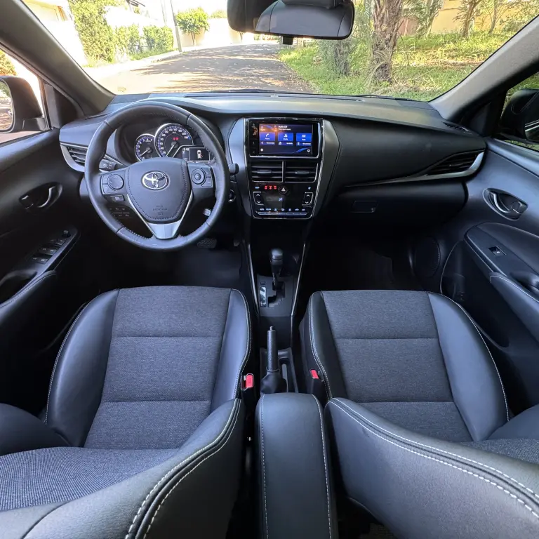 TOYOTA Yaris Hatch - Foto